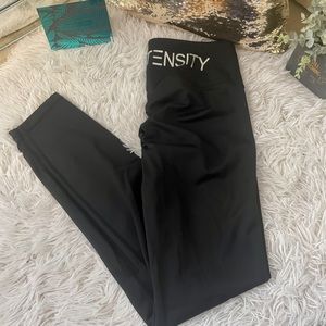 Apex Intensity Size M leggings NWOT